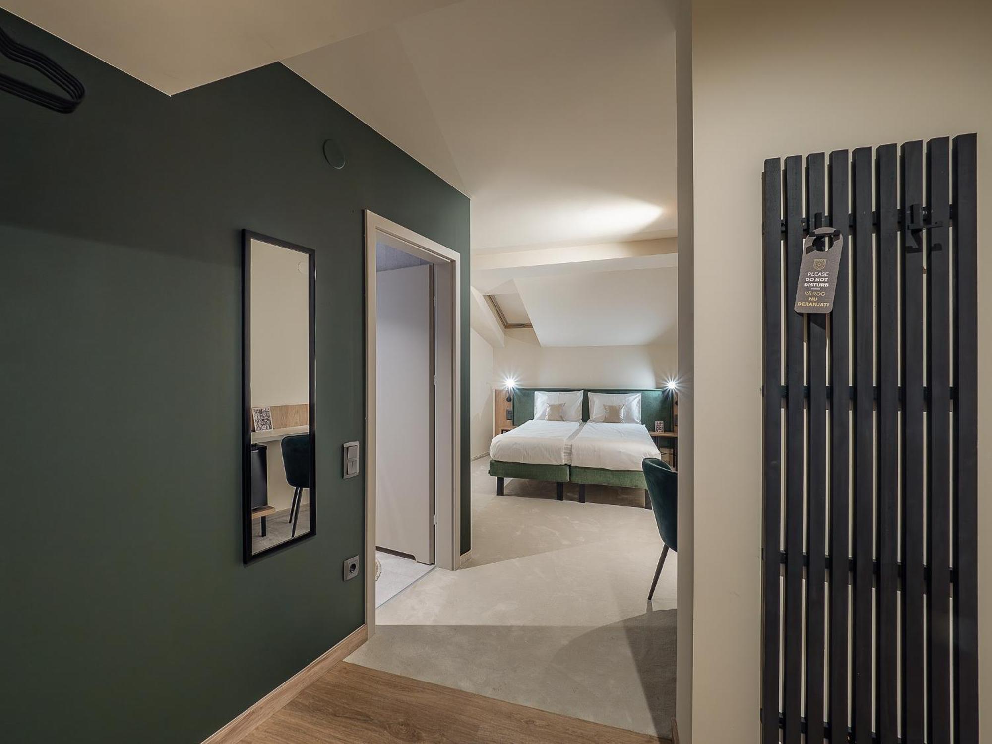 Craft Inn - Boutique Hotel Сибиу Экстерьер фото